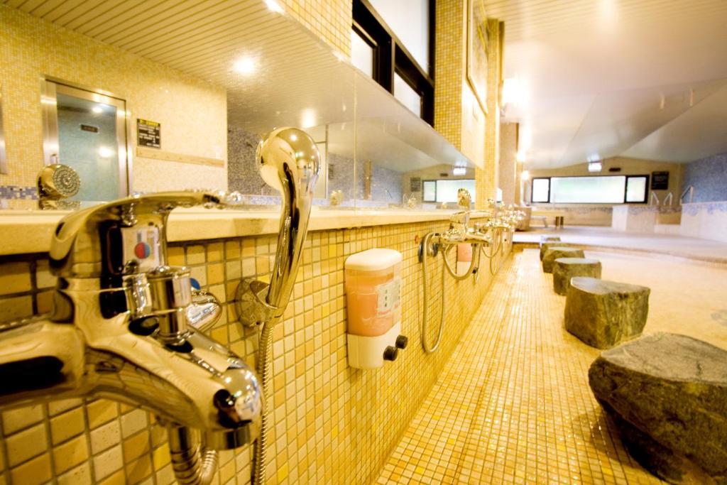 Chat Hot Spring Resort Chilung Exteriör bild
