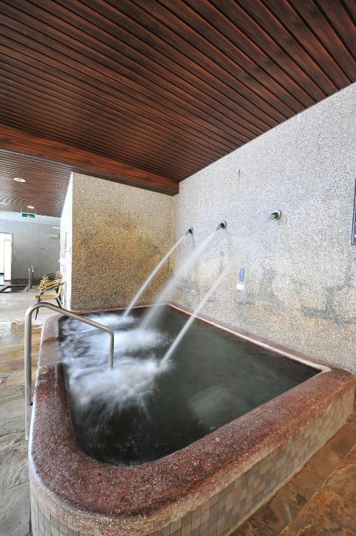 Chat Hot Spring Resort Chilung Exteriör bild