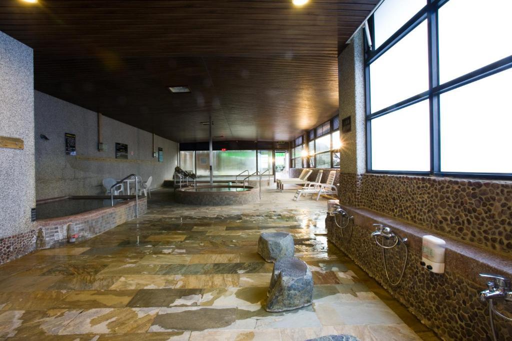 Chat Hot Spring Resort Chilung Exteriör bild